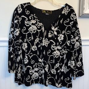 Women’s Mirasol 3/4 sleeve blouse , XL, V neck